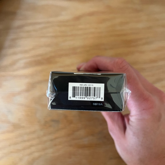 KVD Lock It #10 Brush - Picture 4 of 4